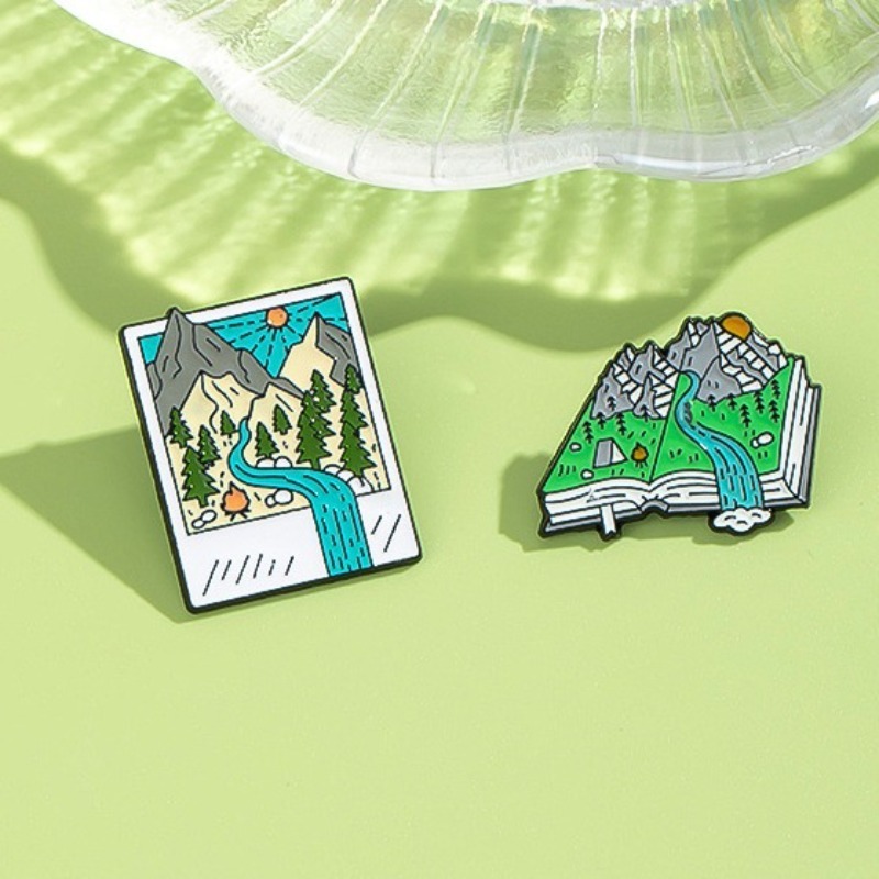 Épingles en émail sur le thème - Outdoor Adventure Books avis et prix